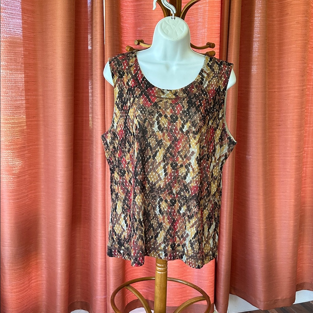 Chico's, Size 3, Sleeveless Multi color top